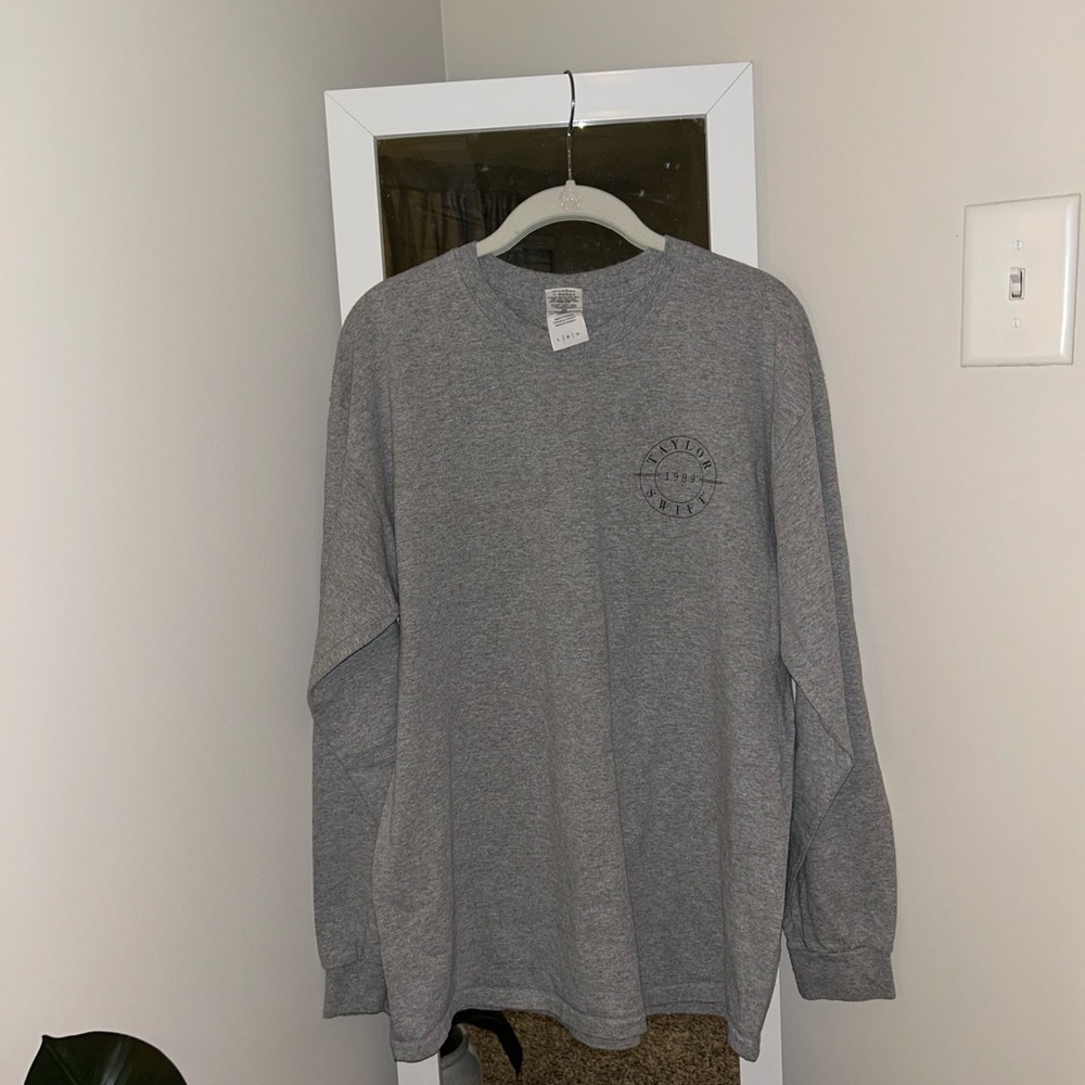 Taylor Swift 1989 World Tour Merch